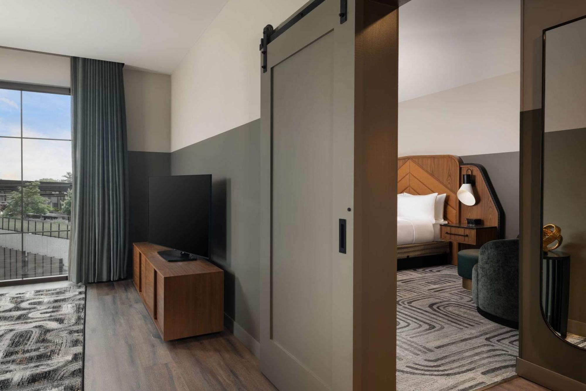 Hotel Nickel Plate Fishers, Tapestry Collection By Hilton Bagian luar foto