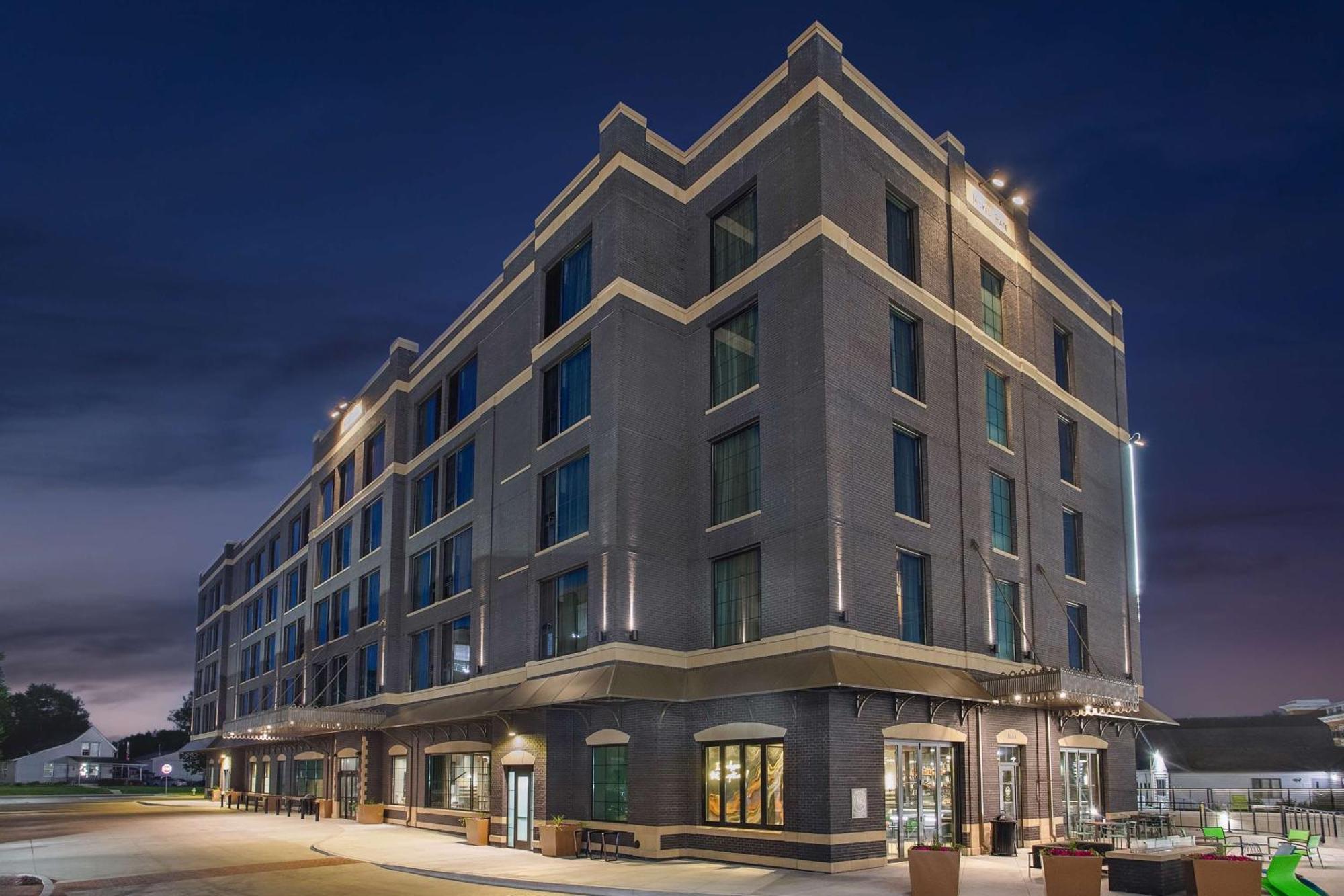 Hotel Nickel Plate Fishers, Tapestry Collection By Hilton Bagian luar foto